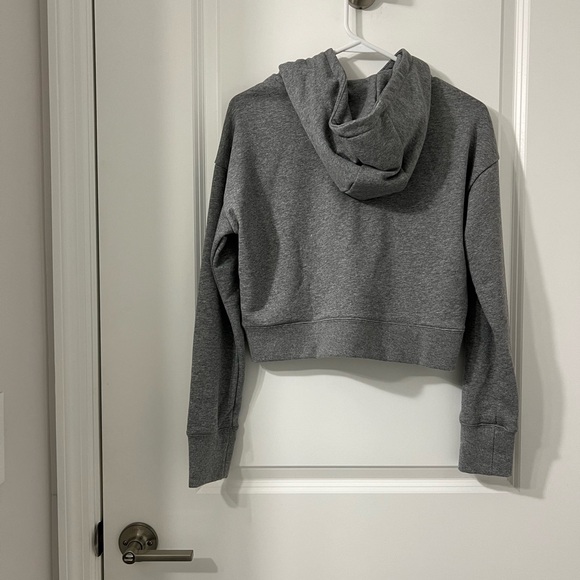 Nike Crop hoodie Sweatshirt - Picture 2 of 4
